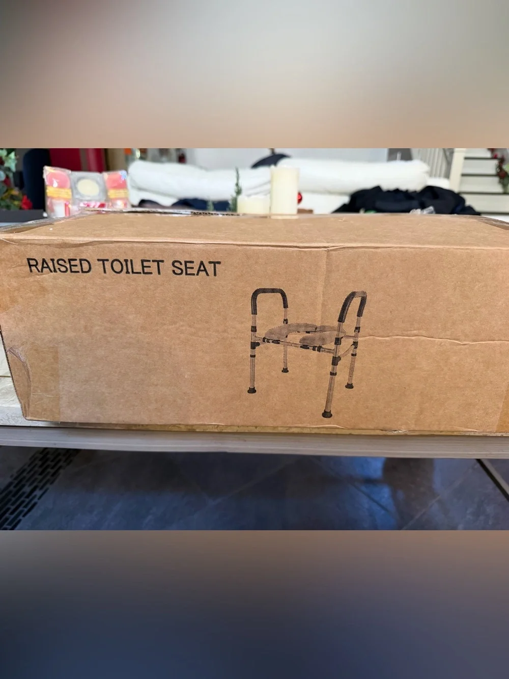 Toilet Seat Frame Commode with Armrests